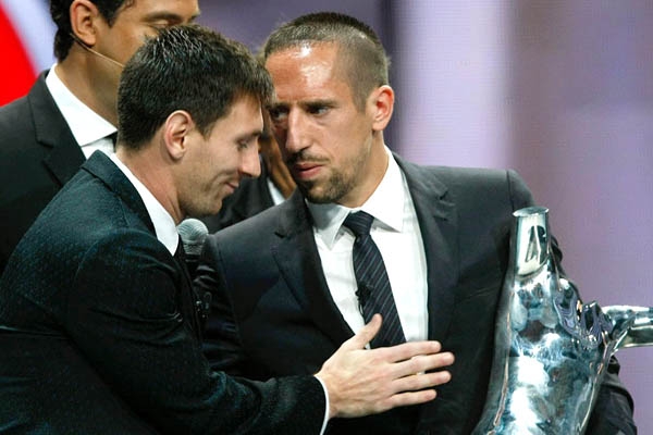 Cuộc đua &quot;Quả bóng vàng FIFA&quot;: Ribery quyết lật đổ Messi