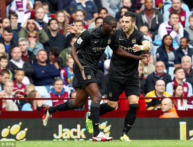 Yaya Toure ghi bàn nhưng Man City vẫn thua trận