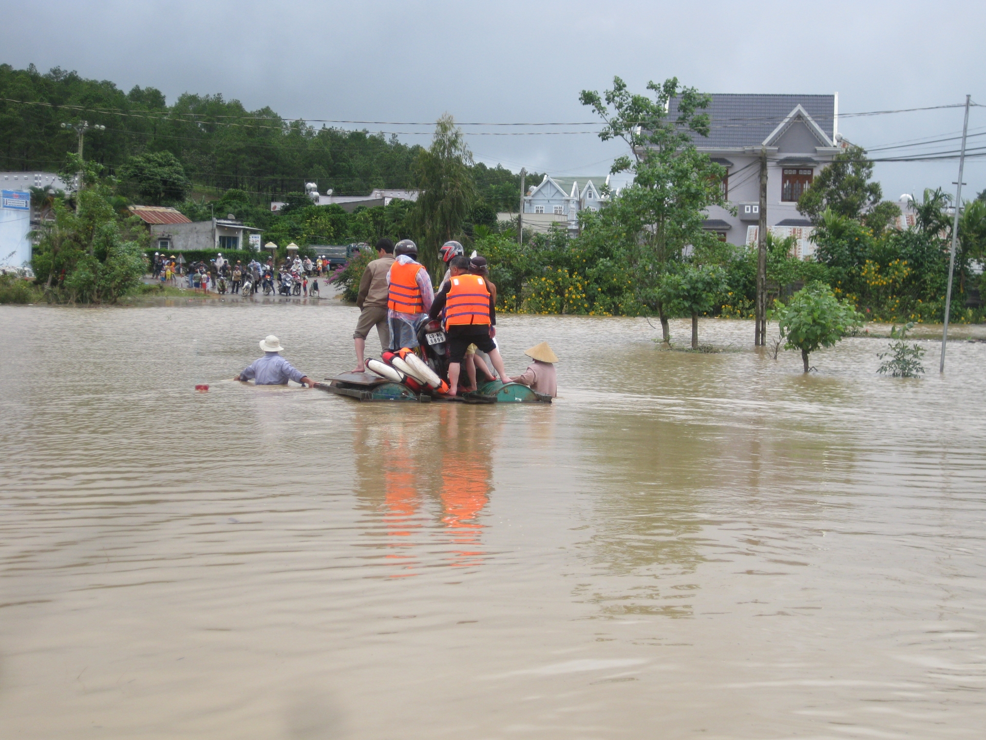 Giao thông ách tắc trong ngày 7 tháng 11 năm 2013