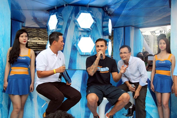 Cựu danh thủ Cannavaro: &quot;Việt Nam là nơi tuyệt vời nhất&quot;