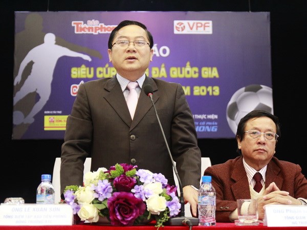 200 triệu đồng cho đội giành Siêu cúp Quốc gia 2013