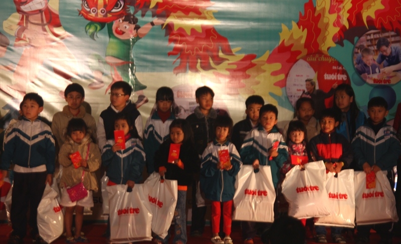 Cây mùa xuân cho trẻ em nghèo Đà Lạt