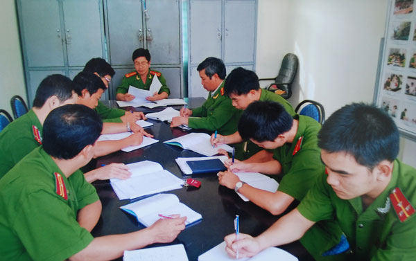 Trước nỗi lo không của riêng ai!