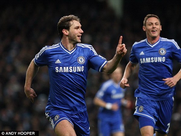 Chelsea hạ gục Manchester City ngay tại pháo đài Etihad