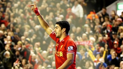 Suarez – cầu thủ xuất sắc nhất châu Âu tháng 1