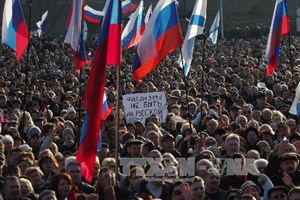 &quot;Giới chức lâm thời Ukraine đàn áp ở khu vực nói tiếng Nga&quot;