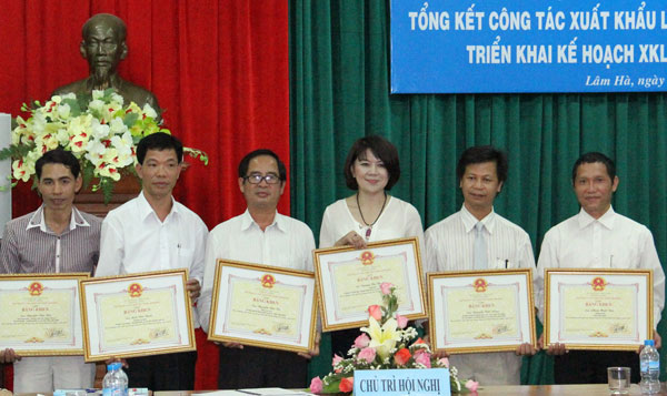Năm 2013, khoảng 120 tỷ đồng từ xuất khẩu lao động chuyển về Lâm Đồng