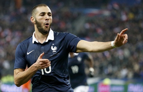 Benzema ghi bàn mở tỉ số cho ĐT Pháp
