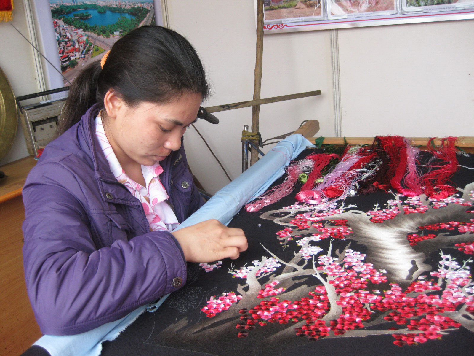 Cần chú trọng phát triển du lịch làng nghề