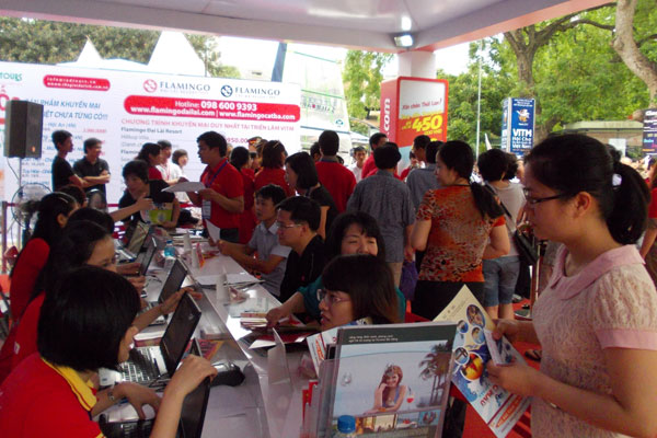 500 vé máy bay VietJet chỉ từ 199.000 đồng tại Hội chợ VITM 2014