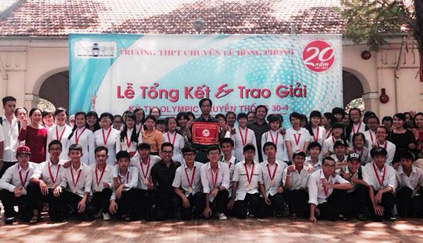 Trường THPT Chuyên Thăng Long đoạt 50 huy chương Olympic 30/4