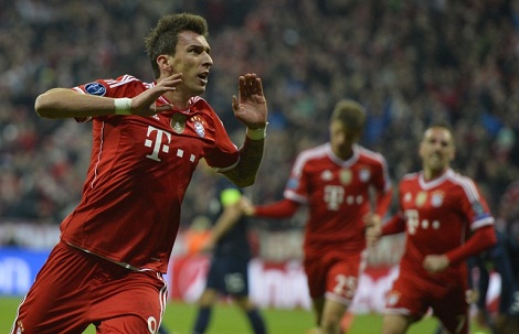 Mario Mandzukic nhanh chóng đưa trận đấu trở về vạch xuất phát