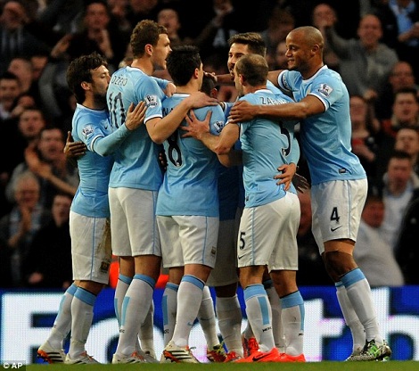 Man City vẫn còn cơ hội cạnh tranh chức vô địch với Liverpool
