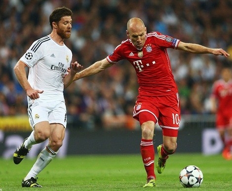 Benzema giúp Real hạ đương kim vô địch