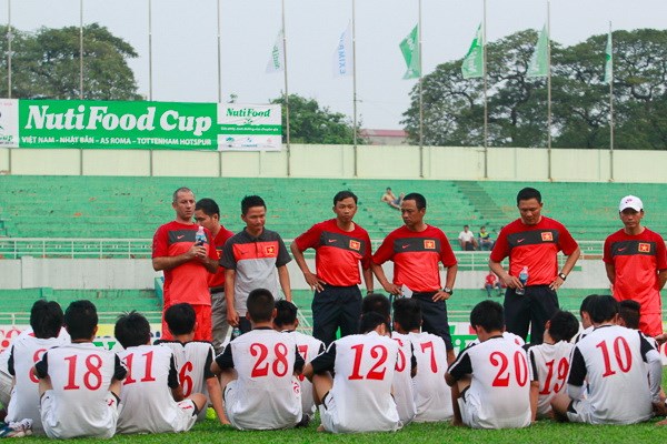 Cuộc đua tranh giành suất lên tuyển U19 Việt Nam bắt đầu