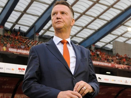 Louis Van Gaal chính thức dẫn dắt Man Utd!