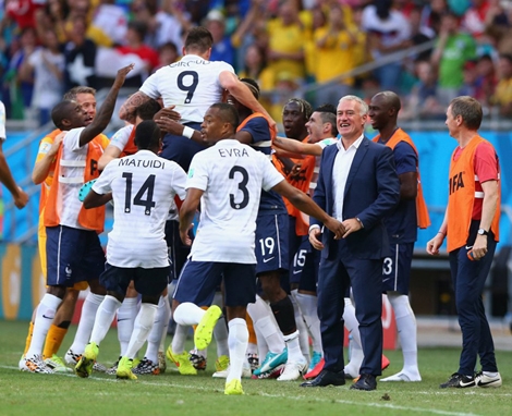 Niềm vui của thầy trò Didier Deschamps