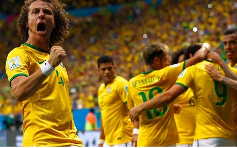 Brazil và Mê hi cô giành vé vào vòng 16 đội