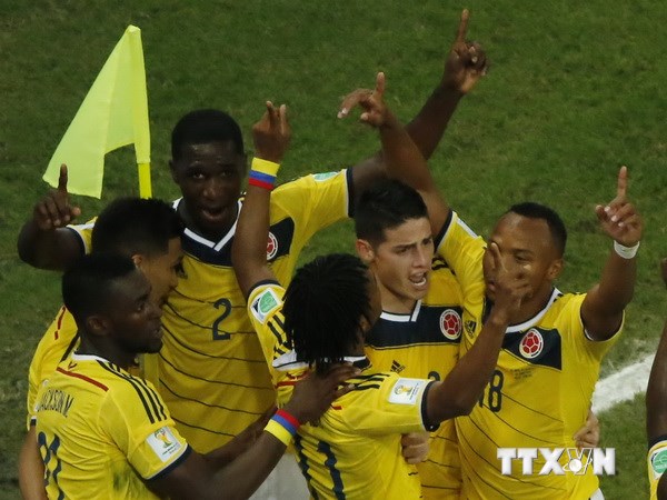 James Rodriguez tỏa sáng giúp Comlombia lập nên kỳ tích