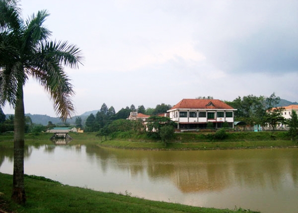 Nâng cao đời sống vật chất và tinh thần của người dân