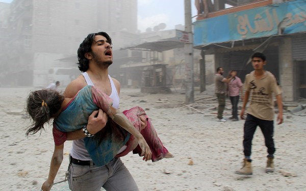 Oanh kích dữ dội làm ít nhất 44 người chết ở gần thủ đô Syria
