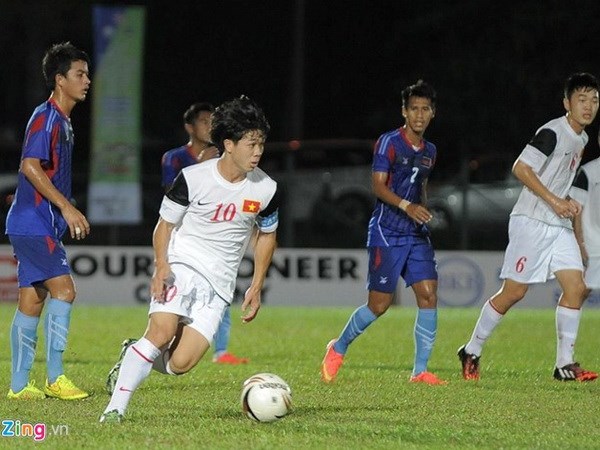 Tuấn Tài bùng nổ, U19 Việt Nam hiên ngang vào bán kết