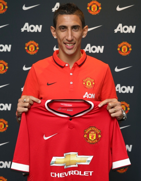 Di Maria ra mắt màu áo mới