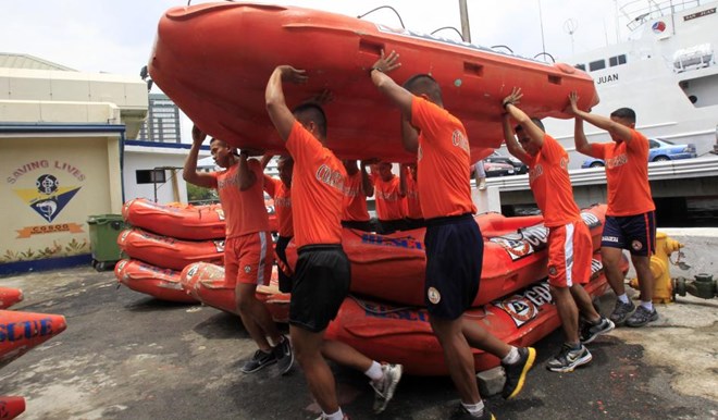 Đắm phà tại Philippines khiến ít nhất 70 người mất tích