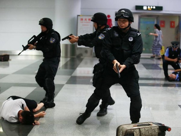 Trung Quốc diễn tập chống khủng bố quy mô lớn tại Bắc Kinh