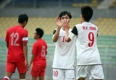 U19 Việt Nam - Hàn Quốc: Long tranh, hổ đấu!