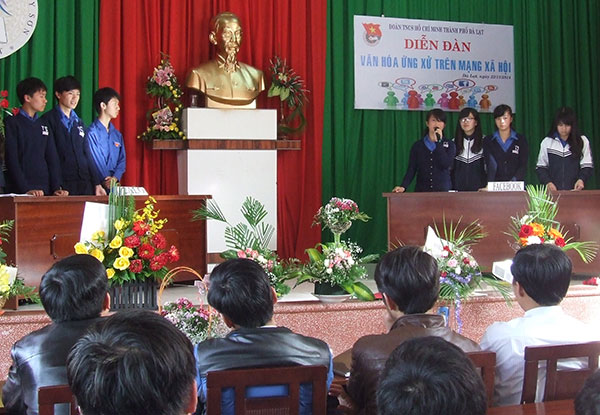 Diễn đàn "Văn hoá ứng xử trên mạng xã hội"