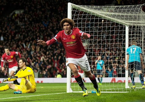 Fellaini, Mata giúp M.U thắng trận thứ 4 liên tiếp