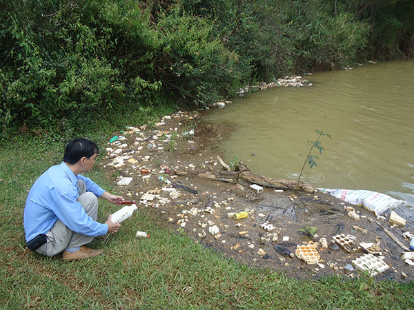 Cần chung tay bảo vệ môi trường