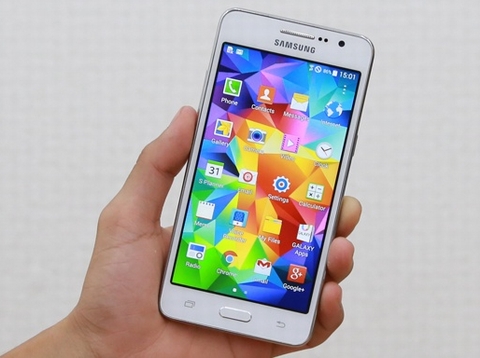 Top 8 smartphone đắt hàng nhất tháng qua