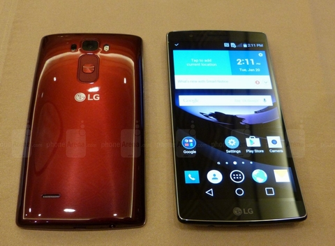 Smartphone cong, chip "khủng" nhất trình làng