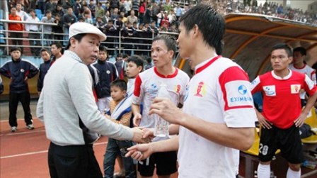 Bầu Trường chính thức xóa sổ đội V.Ninh Bình