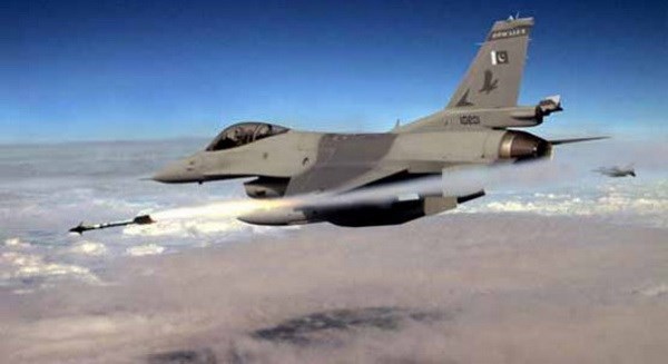 Quân đội Pakistan tiến hành không kích, tiêu diệt 76 phiến quân