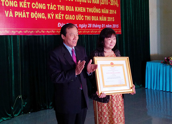 Đức Trọng: Thi đua tạo ra động lực quan trọng trong phát triển kinh tế - xã hội