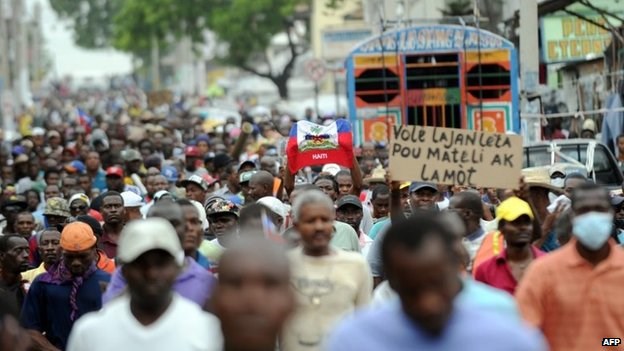 Khủng hoảng kinh tế và chính trị dẫn tới biểu tình tại Haiti