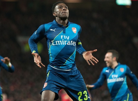 Welbeck nổ súng, Arsenal "đá bay" M.U khỏi FA Cup