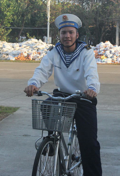 Tự hào được kết nạp Đảng ở Trường Sa