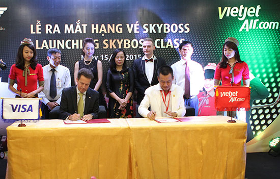 Vietjet ra mắt hạng vé SkyBoss &amp; cơ hội du lịch châu Âu miễn phí