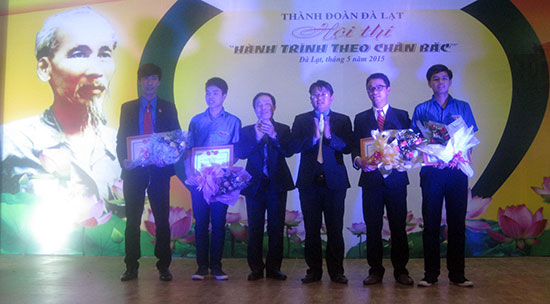 Tuổi trẻ Đà Lạt &quot;Hành trình theo chân Bác&quot;
