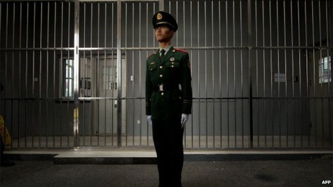 Trung Quốc cho quan chức tham quan nhà tù để răn đe quan tham