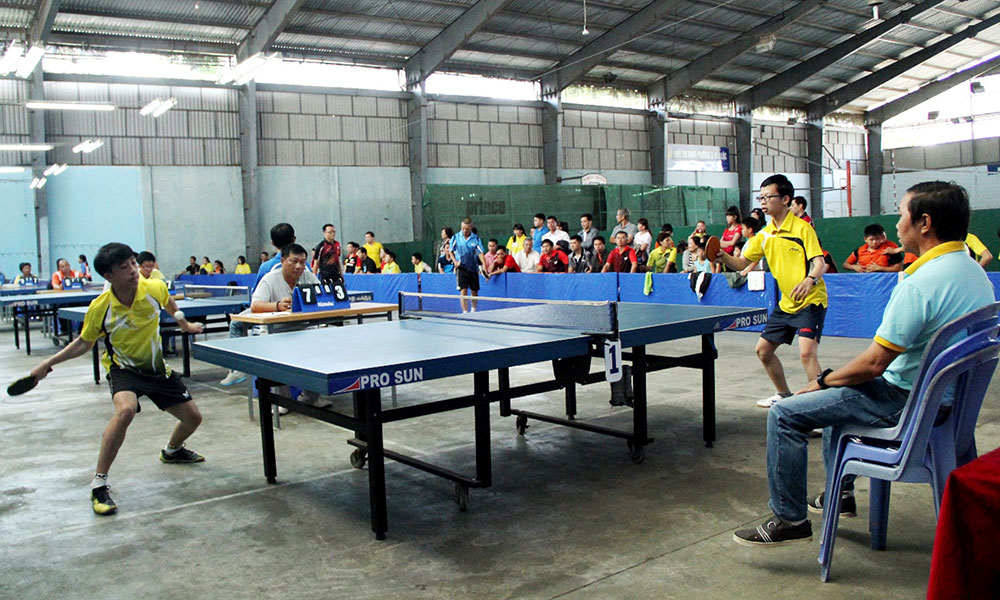 80 VĐV tham gia Giải vô địch bóng bàn tỉnh Lâm Đồng năm 2015
