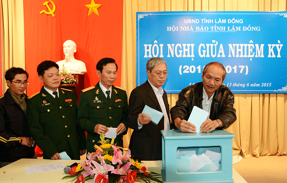Hội Nhà báo tỉnh Lâm Đồng: Hội nghị giữa nhiệm kỳ 2012 - 2017