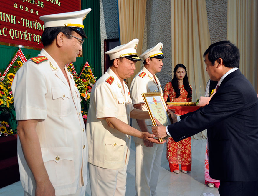 Đại hội Thi đua "Vì an ninh Tổ quốc"