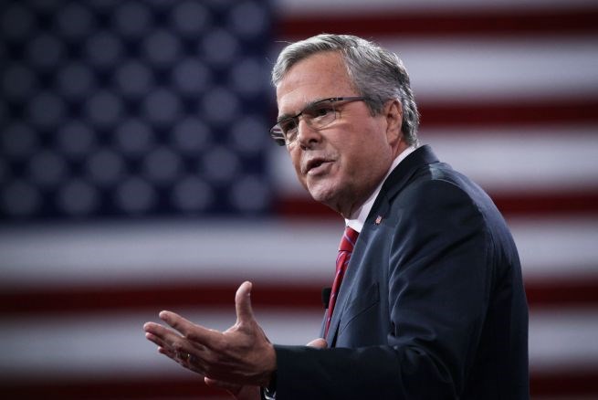 Em trai George Bush chính thức tranh cử Tổng thống Mỹ