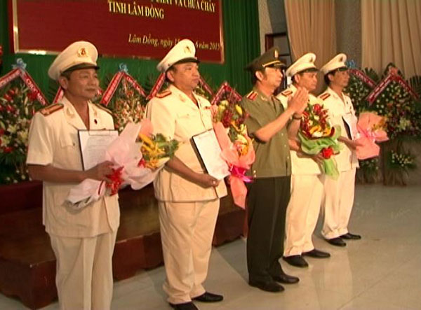 Bộ Công an công bố quyết định thành lập Cảnh sát Phòng cháy chữa cháy Lâm Đồng