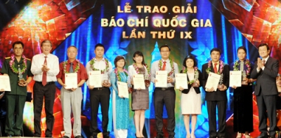 Mít-tinh trọng thể kỷ niệm 90 năm Ngày Báo chí Cách mạng Việt Nam và trao Giải Báo chí quốc gia lần thứ IX - 2014